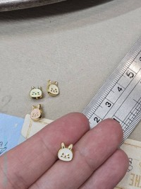 ЗК-09, Металлические пуговки Зайки