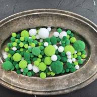 Помпончики разноцветные в ассортименте - Помпончики разноцветные в ассортименте