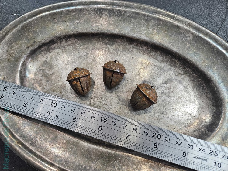 Бубенчик-желудь (ржавый), 1 шт